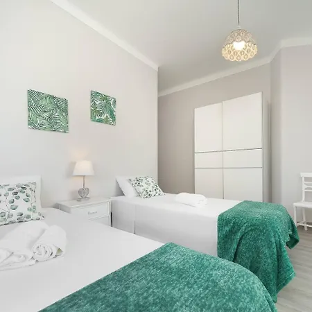 아파트 Spacious Stylish *